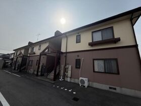 フレグランス原 B棟の外観
