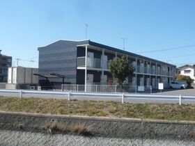 レオパレスウエストハイツの外観