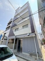 ゴールデンリバー広本町の外観