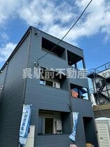 リユニオン三条の外観