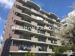 写真:第2グランドフォートの外観