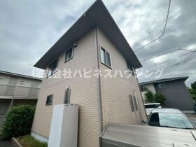 グリーンフォレストB棟の外観
