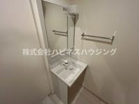 独立洗面台