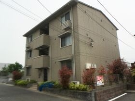 メゾン カレリアの外観