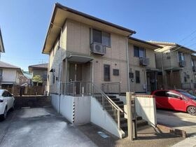 リビングタウン岩崎台 Bの外観