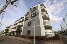 尼崎市南塚口町1丁目の外観