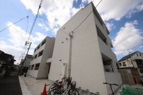 尼崎市杭瀬寺島1丁目の外観