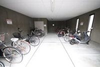 敷地内・建物