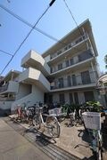 敷地内・建物