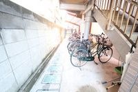 敷地内・建物