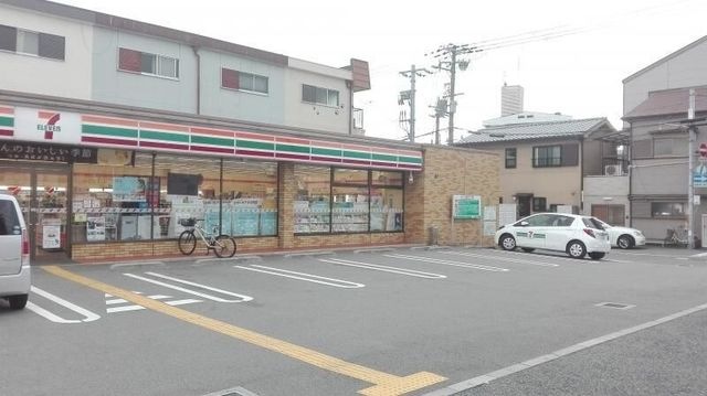 写真：セブンイレブン尼崎久々知西町1丁目店