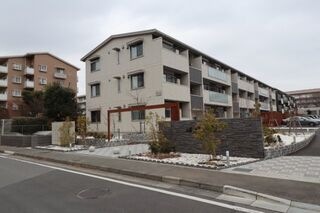 写真:ブリランテ Aの外観