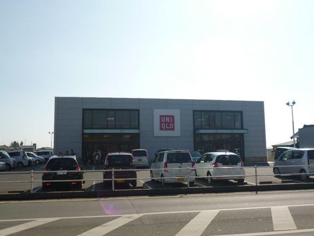 ユニクロ 八街店