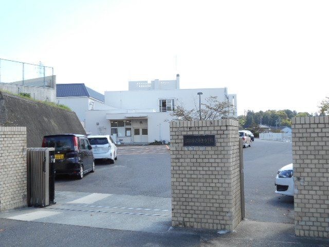 津山市立弥生小学校