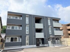 ロイヤルステージ西津田の外観