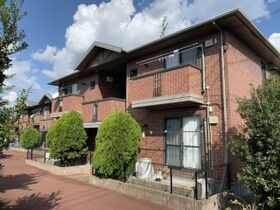 サンシャイン玉芙蓉 B棟の外観