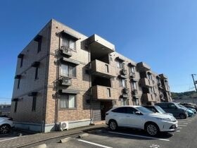 プラージュ C棟の外観