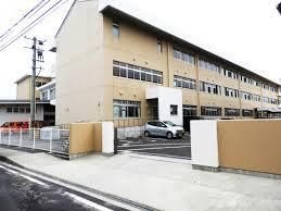 松江市立津田小学校