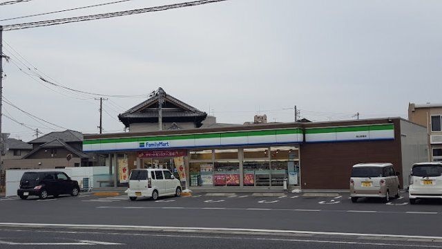 ファミリーマート 岡山新福店