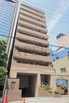 リーガル北心斎橋の外観