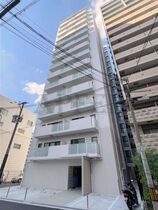 プレディアコート本町の外観