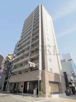 ラクラス本町東の外観