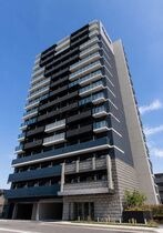 プレサンス大手前ピリオドの外観