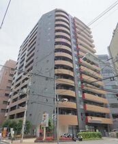 セレニテ本町グランデの外観