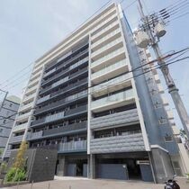プレサンス新大阪ジェイズの外観