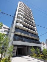 プレサンス大阪ゲートシティの外観