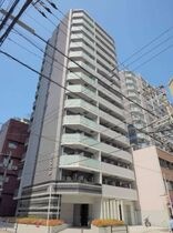 スワンズシティ大手前ソレイユの外観