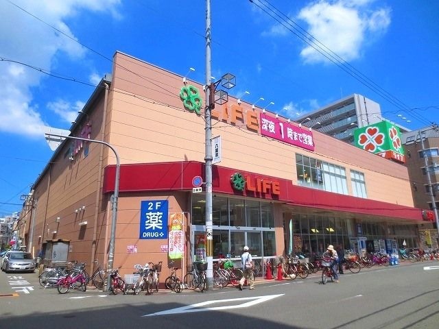 ライフ大国町店