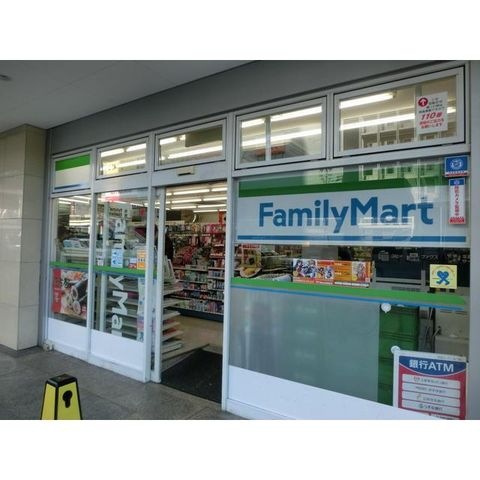 ファミリーマート天王寺堀越町店