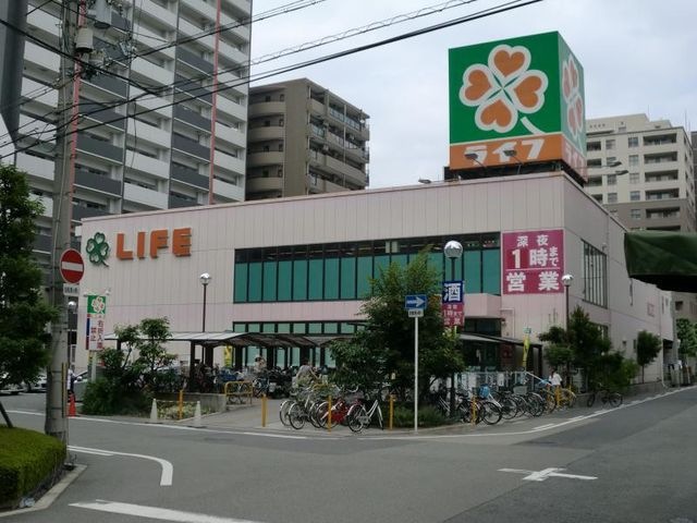 ライフ靱店