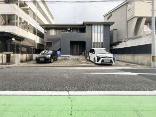 写真:ディアス白金の外観