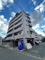 ビレッジボヌール若久の外観