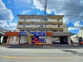 幸三マンションの外観