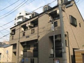 トレス高宮館の外観