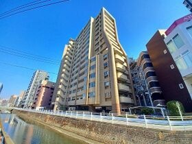 福岡市中央区平尾1丁目の外観