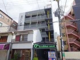 C4　koshien　eastの外観