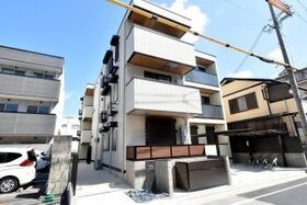 トリシア上甲子園の外観