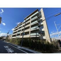 プラウド西宮北口の外観