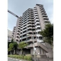 バンベール・グラン山手 弐番館の外観
