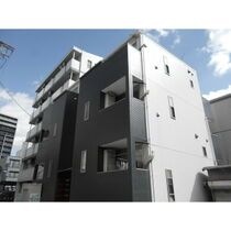 ピアチェーレ新栄の外観