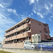 グランデール・Mの外観
