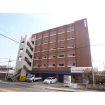 サンマンション千種の外観