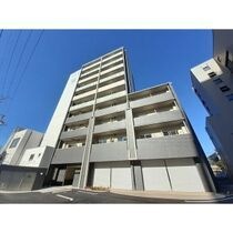 セイント野並の外観
