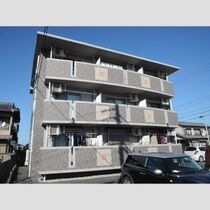 コンドミニアム柏原Fの外観