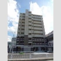 スタシオン川名公園の外観