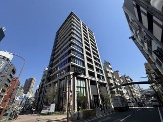 写真:プラウド神戸トアロードの外観